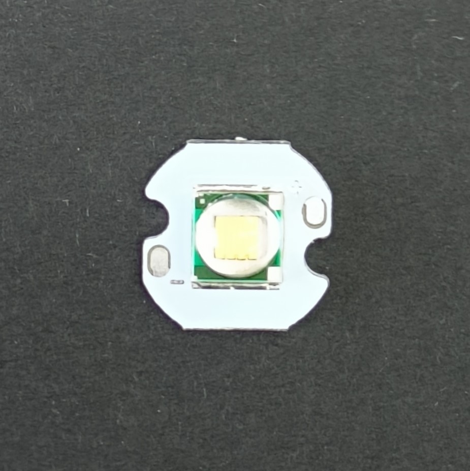 Светодиод мощный, T6, белый холодный, 3.2..3.4в, 2а, SMD 5050, на плате d12мм, LED