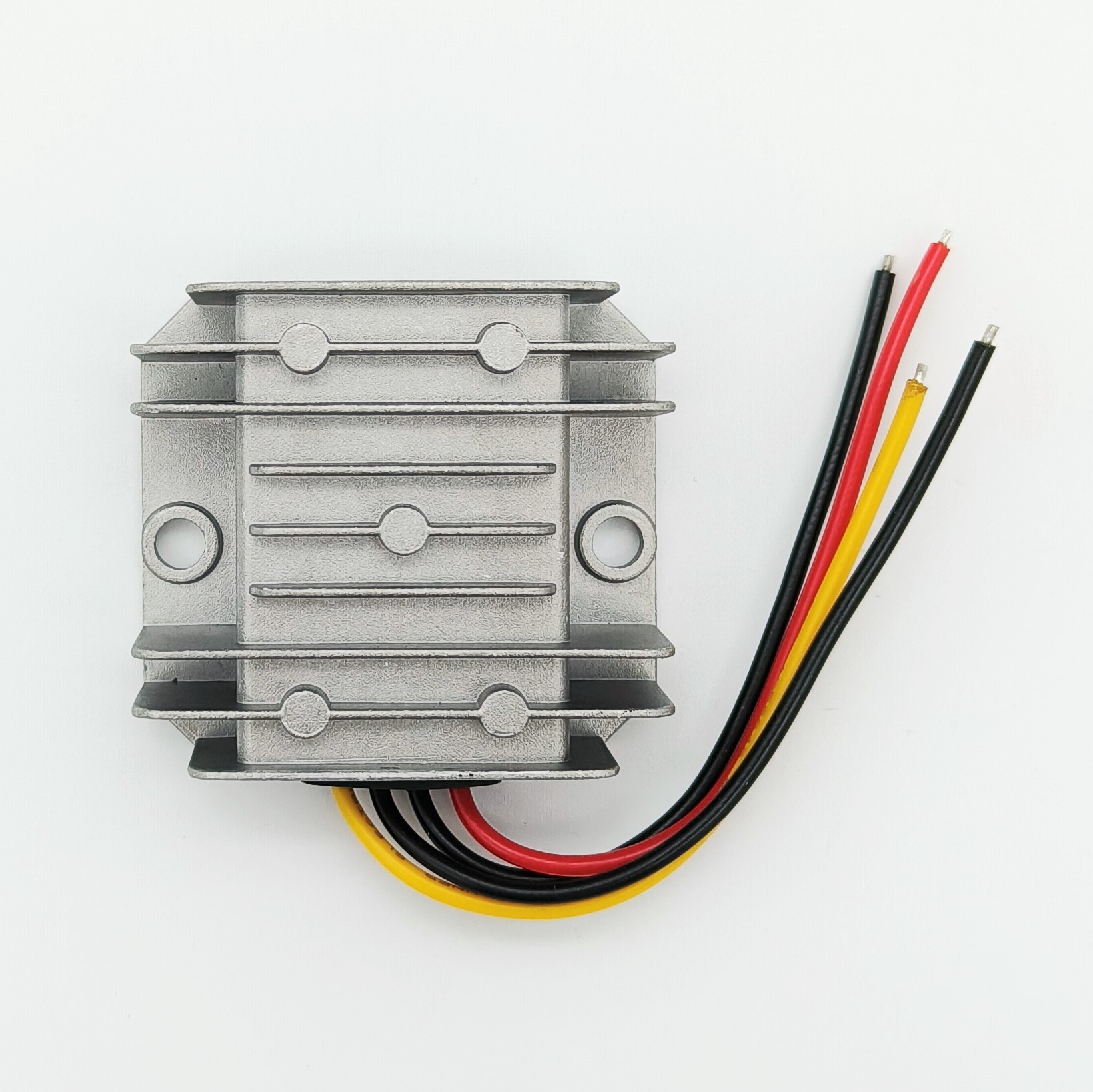 Преобразователь DC/DC в корпусе out 12V  5A, in 15..36V, StepDown, IP67, 64*57*22, YJ24J1205L-M