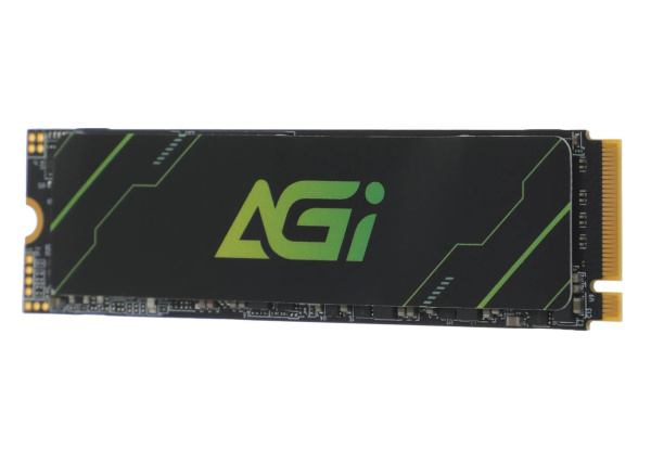 SSD-накопитель M.2 1Тб AGI AI818 [AGI1T0G43AI818-CB](3D NAND,NVMe,4700/2800 Мб/с/графеновый рассеиватель тепла)