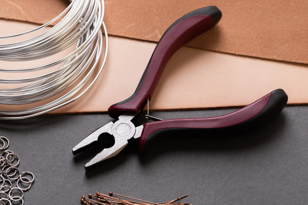 Комбинированные пассатижи "Micron" 4.5" HTP-100 металл в блистере