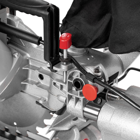 Пила торцевая Ставр ПТ-210/1800 1800Вт, 5000 об/мин, диск 210мм, посадка 25,4мм, глубина пила 55мм