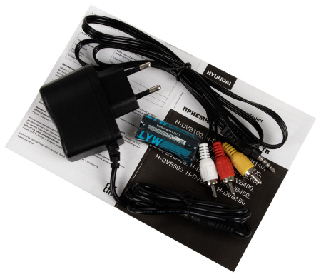 Цифровая приставка DVB-T2 Hyundai H-DVB460 черный