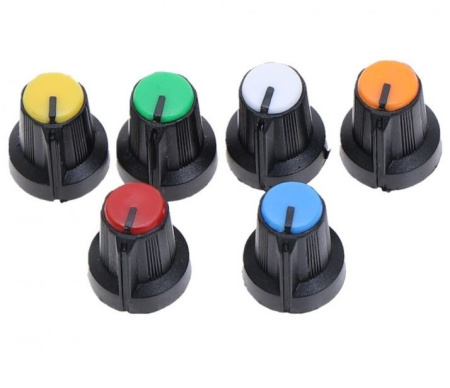 Ручка для потенциометра 10*17мм, красный, под вал с насечкой (KC), AG1