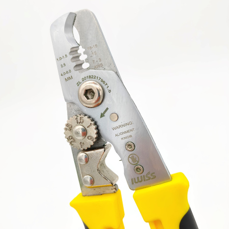 Стриппер Iwiss 8",1..8мм², продольная зачистка кабеля, кабелерез