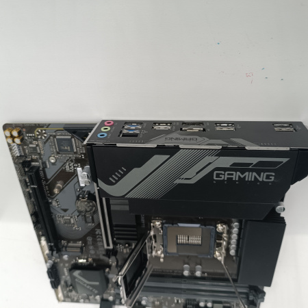 Распродажа! Мат.плата S1700 B760 Gigabyte B760M GAMING X DDR4 (mATX,4xDDR4,2M.2,2PCI-E16,HDMI,DP,PC5333) (без комплекта)