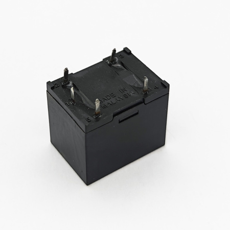 Реле электромагнитное DC  5в, 10а, SPDT, 22.5*16.5*19мм, Omron G5LE-1 5VDC