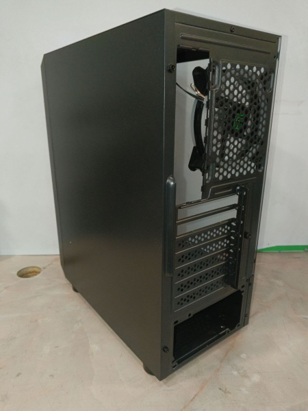 Распродажа! Корпус ATX Б_БП BaseTech eXtreme GFX-03 (USB3.0,Audio,TG,черный,4х120мм RGB)[BT-GFX-03-MESH-4F-RGB](царапины)