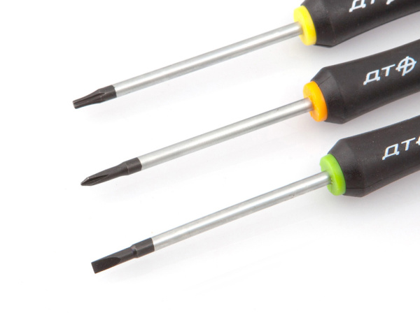 Набор отверток Дело техники 781571, SL1.5 SL2.0 SL2.5 PH000 PH00 PH0 T5 T6 T7 T8 T9, 50мм