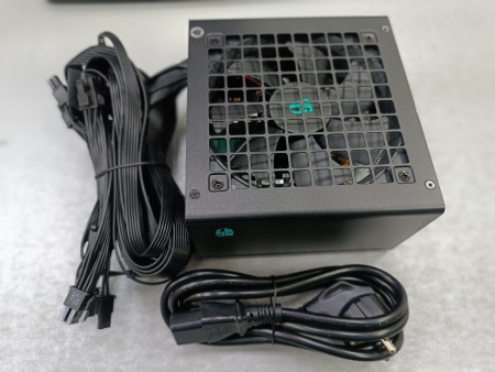 Распродажа. Блок питания 600Вт Deepcool GamerStorm PK600D (APFC,120мм,2PCI-E,6SATA,80+BRONZE)[R-PK600D-FA0B-EU] (отсутствует упаковка)
