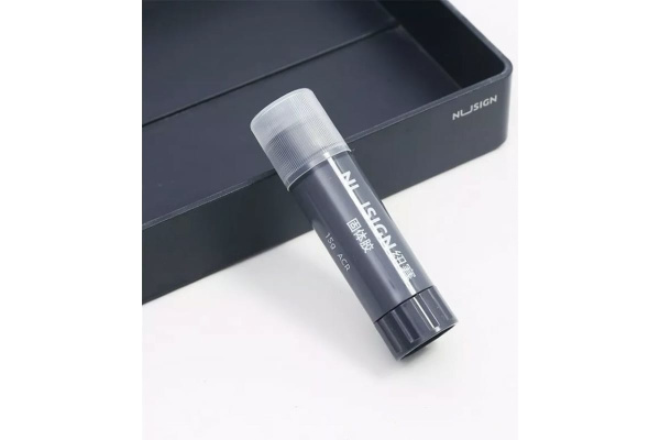 Клей-карандаш DELI 15гр. "Nusign" (NS193)