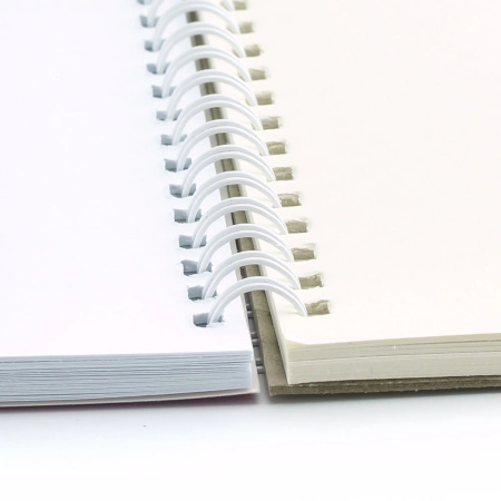 Скетчбук 60л., 190*190, Эксмо "Хранительница снов", комбинир. (СПС60183)