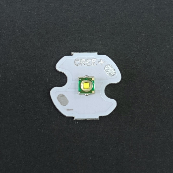 Светодиод мощный, XPE, белый холодный, 3.2..3.4в, 0.7а, SMD 3535, на плате d16мм, LED