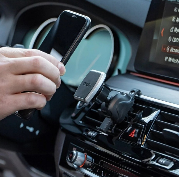 Держатель Deppa Mage Air 2 магнитный,крепление на приборную панель (55183)