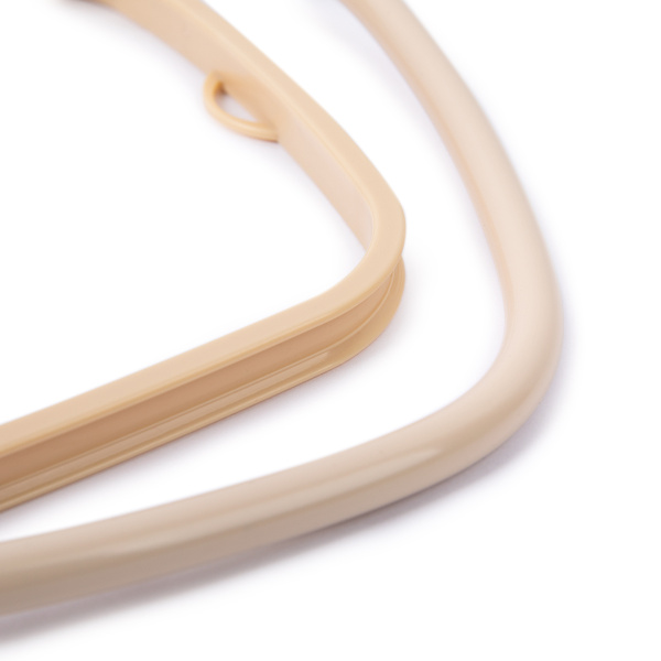 Пяльцы-рамка "Gamma" ПКБ-2 прямоугольные пластик 155х195 мм 1 шт №01 кремовый