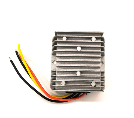 Преобразователь DC/DC в корпусе out 48V  1A, in 18..30V, StepUp, IP67, 74*74*32