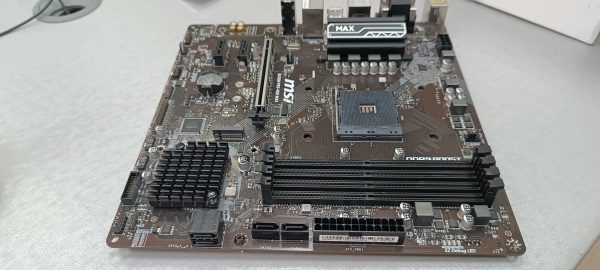 Распродажа! Мат.плата SocAM4 AMD B450 MSI B450M PRO-VDH MAX (mATX,4DDR4,M.2,PCI-E16,2PCI-E,VGA,DVI,HDMI,PC2667) (бу, некомплект)