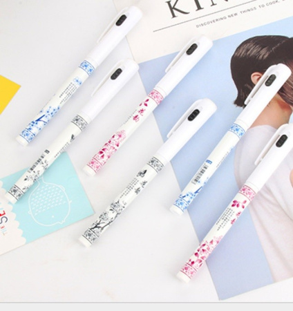 Ручка QIBO "Фарфор" с фонариком, гелевая, игольчатая, 0,5мм. черная (LY-2159)