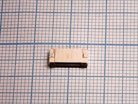 Коннектор FFC/FPC шлейфа шаг 1.0мм,  6пин, фиксатор откидной