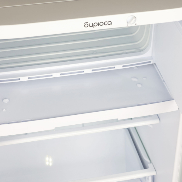 Холодильник Бирюса 408  White, 1 камера, 115/88/27л, 87x48x60,5см, класс A+, ручная разморозка