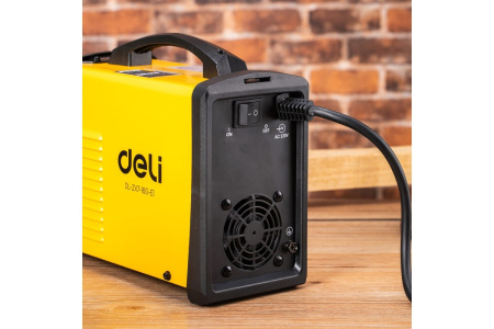 Сварочный аппарат инверторный Deli DL-ZX7-160-E1 20-160А, 6,8кВт, 40%, диаметр электрода 1,6-4мм