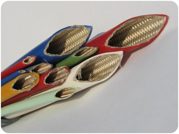 Армированная стекловолокном силиконовая трубка ТКСП d= 5мм черный 1200в