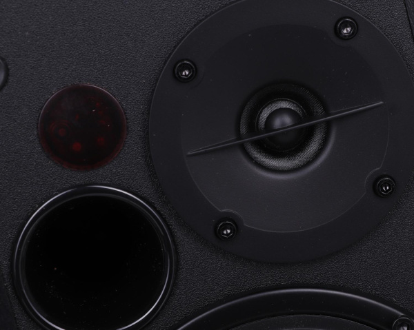 Колонки Edifier R1280DBs 2.0 черный 42Вт BT