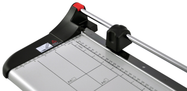 Резак роликовый KW-triO-13016 10л. А4 (2300)