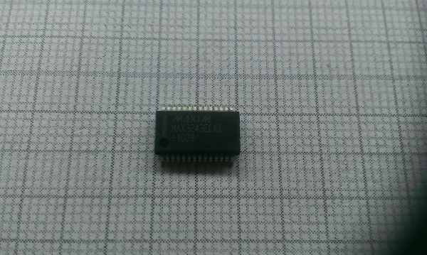 Микросхема MAX3243