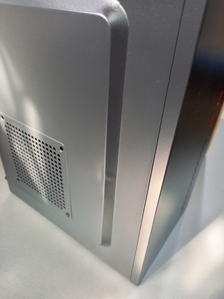 Распродажа! Корпус mATX 450w ExeGate BAA-403-AAA450 (2*USB2.0,Audio,черный,БП AAA450 с вент. 8см)(повреждение боковой крышки)
