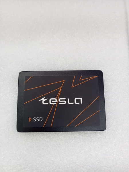 Распродажа! SSD-накопитель 512GB TESLA [SSDTSLA-512GBS3](TLC,550/500 Мб/с)