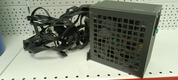 Распродажа! Блок питания 600Вт DeepCool PF600 (APFC,120мм,4PCI-E,6SATA,80+)[R-PF600D-HA0B-EU] (восстановлен)