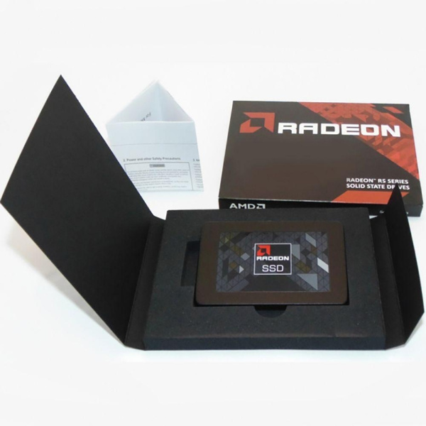 Твердотельный накопитель SSD AMD Radeon R5 128GB 2.5" 
Client R5SL128G SATA 6Gb/s, 3D TLC, RTL (183375) {100}
