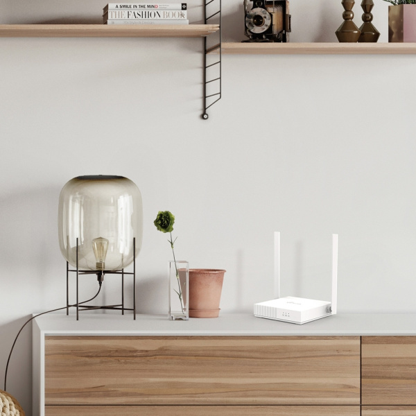 Маршрутизатор TP-Link TL-WR820N v2 802.11n 300_Mbps 2xLAN
