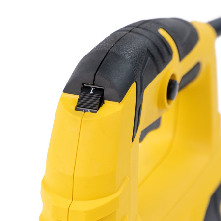 Лобзик Kolner KJS 900VC 900Вт,  0-3000 об/мин, ход полотна 20мм, глубина пропила 90мм