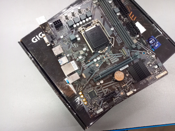 Распродажа! Мат.плата S1200 H470 Gigabyte H510M S2H V3 (без задней планки)