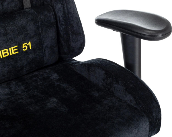Кресло игровое Zombie 51 черный Light-20 крестов. пластик
