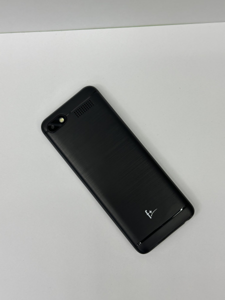 Распродажа! Сотовый F+ S240 Серебристый 2sim/2.4"/240*320/32Mb/microSD/0.08Мп/Bt/1000мАч/моноблок(царапины)