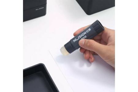 Клей-карандаш DELI 15гр. "Nusign" (NS193)