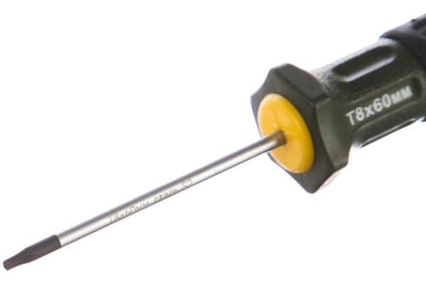Отвертка Torx  T8 TR,  60мм, S2, 57..61HRC, трехкомпонентная рукоятка, Дело техники 726008