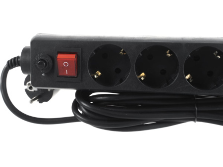 Сетевой фильтр  5.0м, 6 розеток Perfeo, POWER+, 10А, 2300Вт, с выключателем, с предохранителем, черный (PF-PP-6/5,0-B)