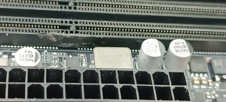 Распродажа! Мат.плата SocAM5 AMD B650 Gigabyte B650M AORUS ELITE AX (mATX,4DDR5,2M.2,2PCI-E16,HDMI,DP,Wi-Fi,BT,PC8000)(замена элемента)