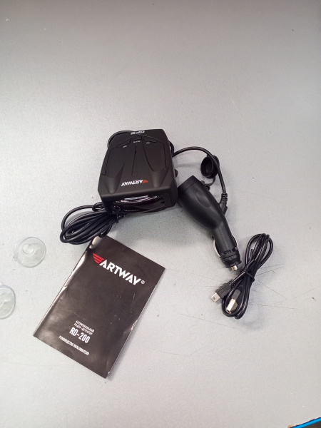 Распродажа! Радар-детектор Artway RD-200 Стрелка/-/K,Ka,X,Ultra-K,X,360°/-/-/-/GPS(потертости)