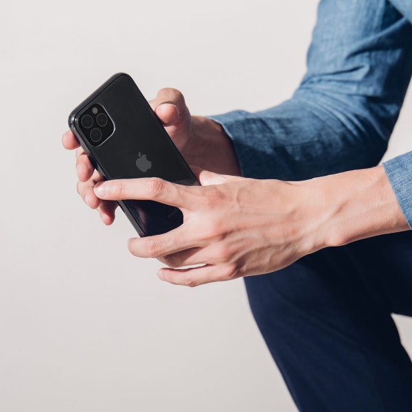 Накладка для iPhone 11 Pro Moshi Vitros прозрачный черный (99MO103036)