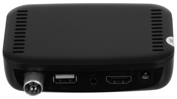 Цифровая приставка DVB-T2 Hyundai H-DVB460 черный