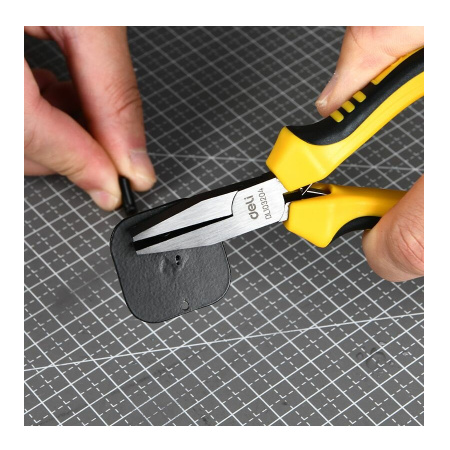 Плоскогубцы 125мм, Deli DL103204, ровные поверхности губок, двухкомпонентная рукоять