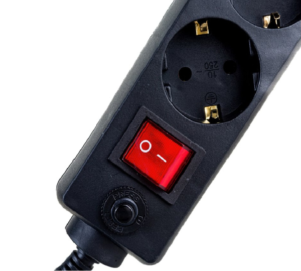 Сетевой фильтр  3.0м, 6 розеток Perfeo, POWER+, 10А, 2300Вт, с выключателем, с предохранителем, черный (PF-PP-6/3,0-B)