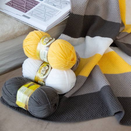 Пряжа ADELIA "ANASTASIA" 100% акрил 1 шт. х 100 г 330 м ± 10 м №21 св.зеленый