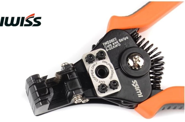 Стриппер Iwiss IWS0822, 0.3..8мм2, автоматический