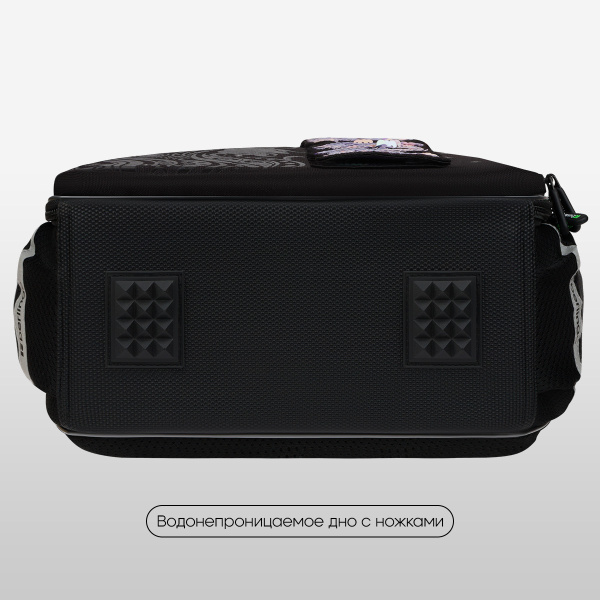 Ранец Berlingo Expert Plus "Purple Magic" 38*29*15см, 2 отделения, 2 кармана RU-EXPL-1103