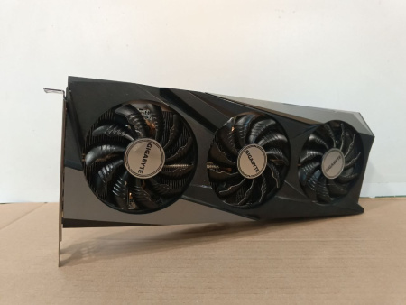 Распродажа! Видеокарта Radeon RX 7600 Gigabyte 8Гб GAMING OC GDDR6,128bit,HDMI,3DP (GV-R76GAMING OC-8GD) (без упаковки)